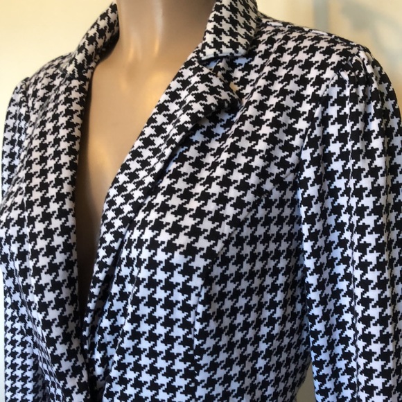 Three Harts, women’s Blazer long sleeves sz Large - Picture 2 of 16